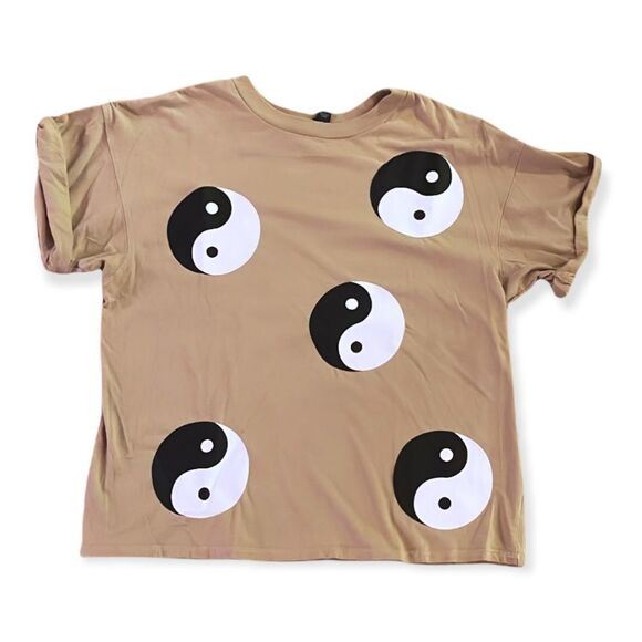 NWT Wool + Pepper Co. Yin & Yang Rolled Sleeve TShirt - Picture 2 of 4